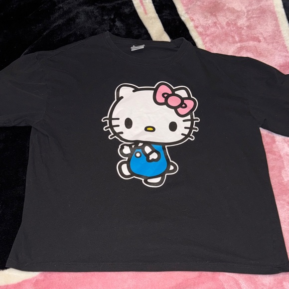 3/$30 Hello Kitty Top - Picture 2 of 6